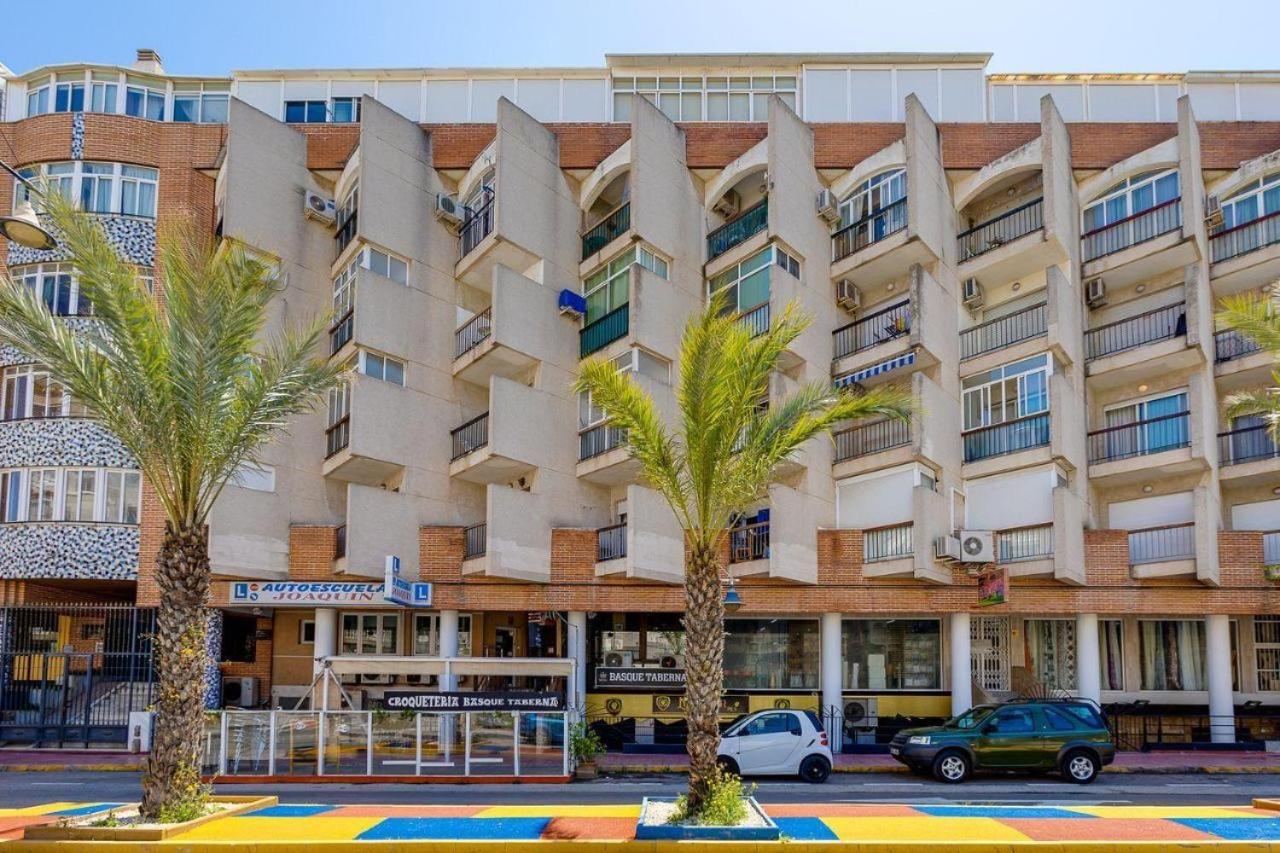 Studio Apartment Santana Habaneras - 05 At Beach With Garage, Pool And Lift Torrevieja Exterior photo